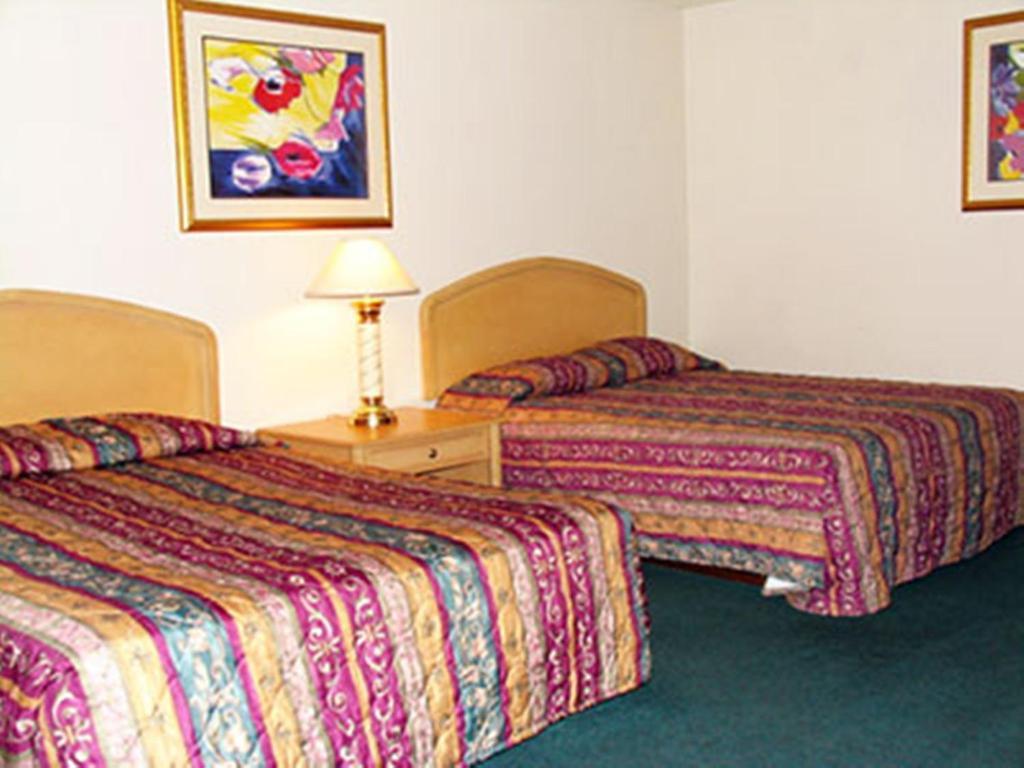 El Rancho Motel 로디 객실 사진